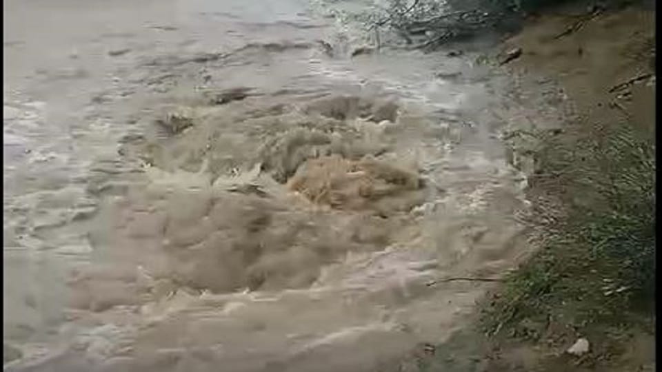 Ganga water not available in Agra Yamuna water line also burst repairs ongoing