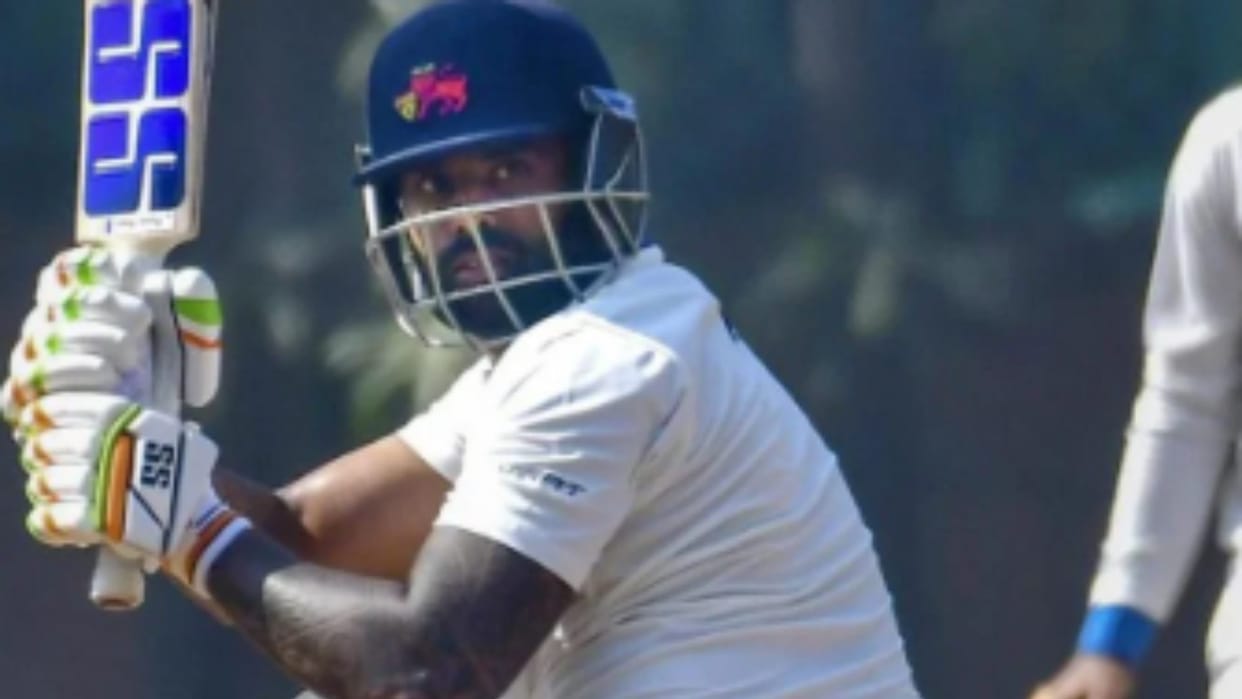 Duleep Trophy: India A scored 297 runs in the first innings, India B in trouble despite easwaran century
