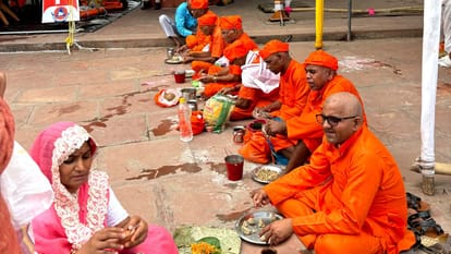 Pitru Paksha and Lunar Eclipse 2025 Together How to Perform Tarpan During Pitru Paksha