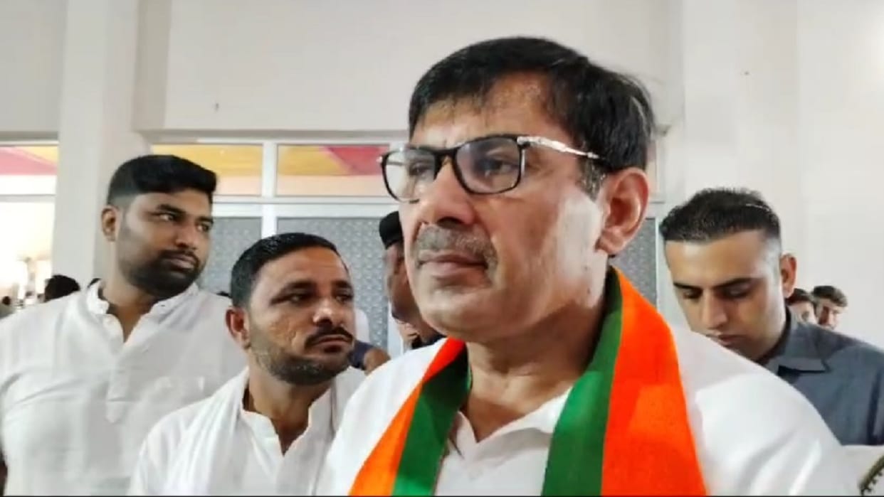 Fatehabad BJP candidate Devendra Babli apologized in farmers panchayat, scuffle on March 12
