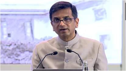 मुख्य न्यायाधीश चंद्रचूड़।