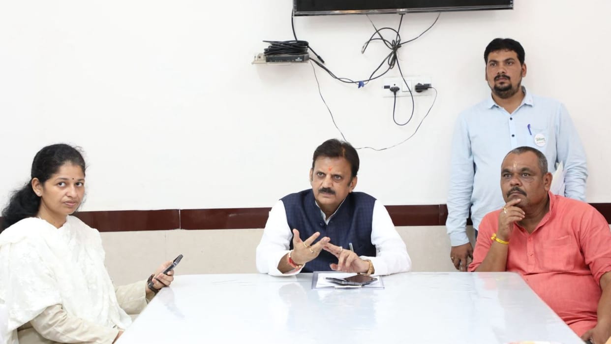 State Deputy Chief Minister Rajendra Shukla reached Rewa