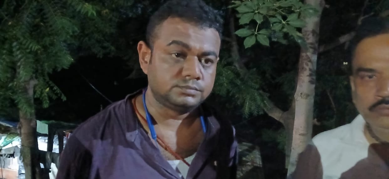 Rs 3.50 lakh looted from a businessman in Babupurwa, miscreants committed the crime after beating him