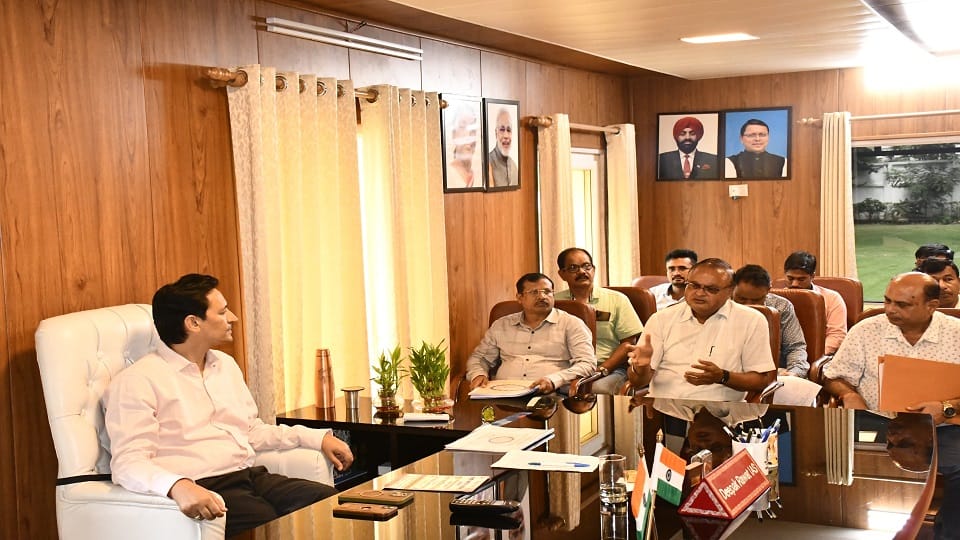 CM Secretary Deepak Rawat reviewed the works of Irrigation Department in Kumaon Division