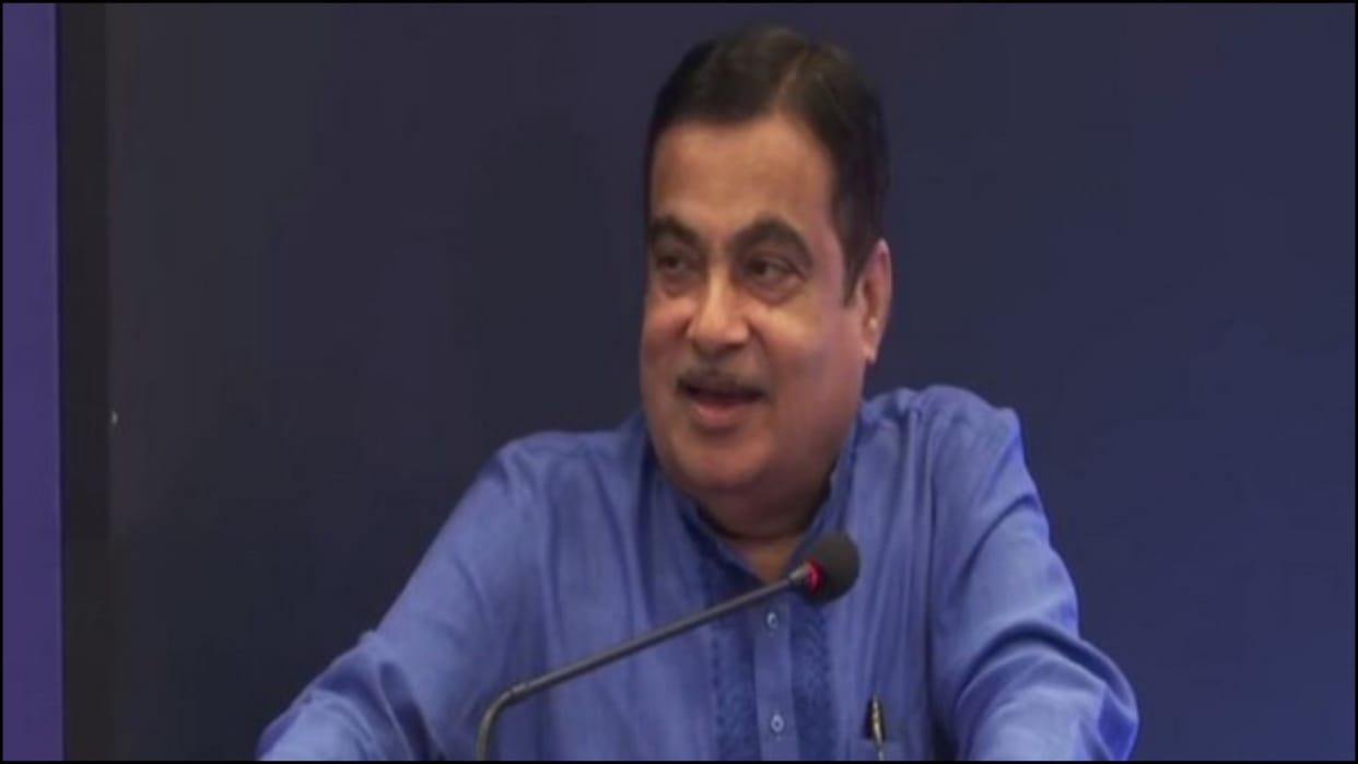 Test of democracy is king tolerates dissent introspects says nitin Gadkari