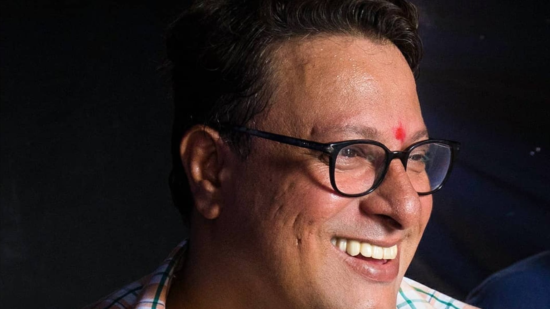 Bollywood Director Tigmanshu Dhulia Recalls Making Tea for Shah Rukh Khan