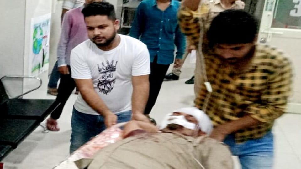 Chaos in Saharanpur: Six including two sub-inspectors and a constable injured in firing, sub-inspector stabbed