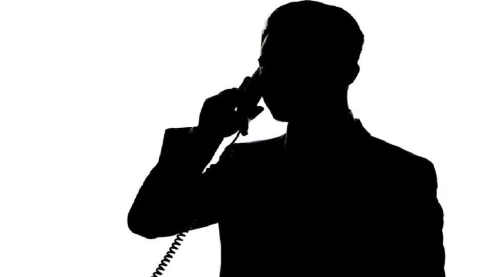 brother called his sister and said Ram Ram and then hanged himself in bulandshahr
