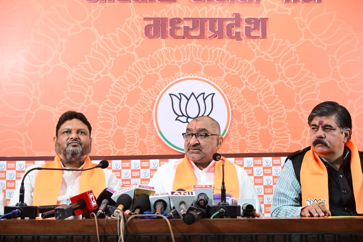 MP News: National General Secretary of BJP SC Morcha targeted Congress, accused of insulting Dalits.