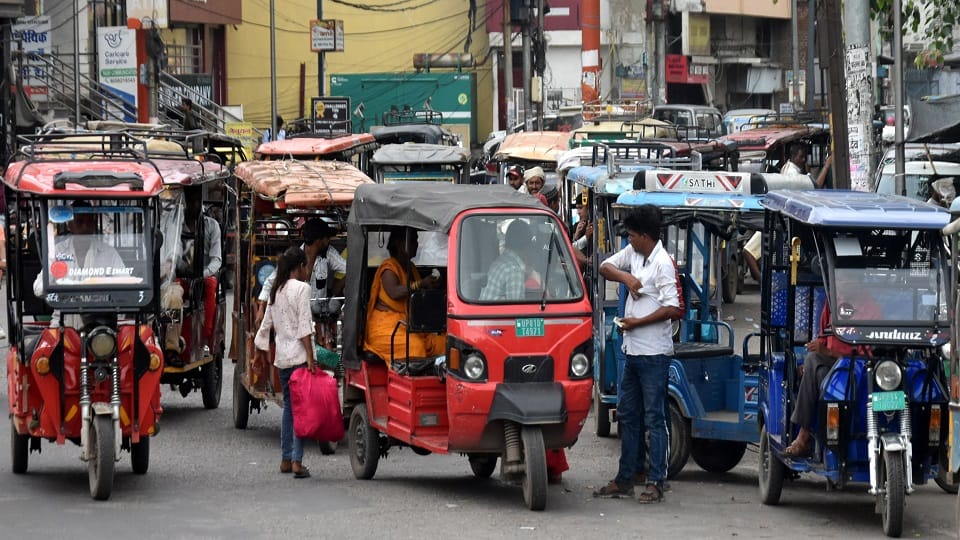 E rickshaws are becoming a nuisance in West Delhi causing traffic jams and leaving people frustrated and stuck
