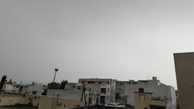 CG Weather News: मध्य-दक्षिण छत्तीसगढ़ में मानसून मेहरबान, आने वाले पांच दिनों तक हो सकती है बारिश, जानें