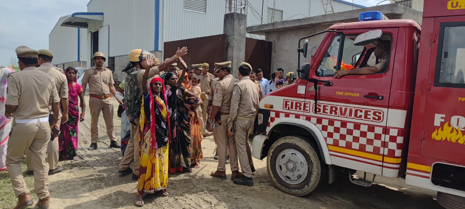 Kanpur Dehat Fire, Started work in factory to celebrate Diwali, on the first day the desire went up in smoke