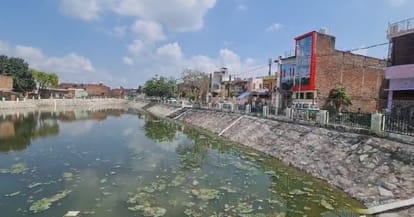 Orai: तालाब में नहाने गए चार किशोर डूबे, दो को बचाया और दो की मौत, हायर सेंटर रेफर…परिजनों में कोहराम Four teenagers who went to bathe in a pond drowned, two were saved and two died, referred to higher center