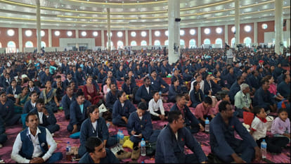 The program was organized by Shunyati International Foundation in Maharajganj.
