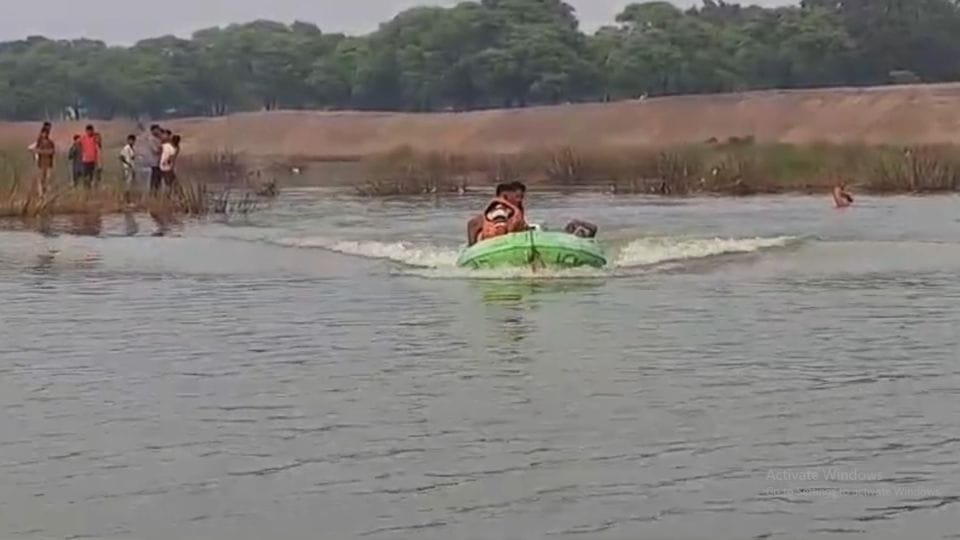 Two youths who went for picnic in Rajnandgaon died due to drowning in Shivnath river