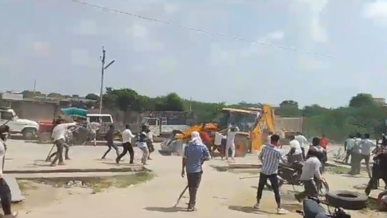 Ajmer News: Battle of sticks between 2 parties over land dispute in Rupangarh, one killed, 3 injured in firing