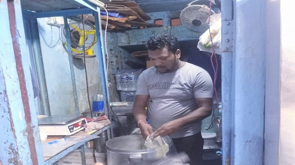 Prasadam Laddu Controversy: Politics over fat and fish oil is hot issue is not new cropped up before too