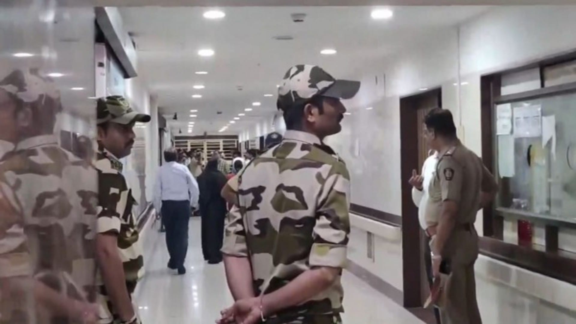 पुलिस मुठभेड़ में मारा गया यौन उत्पीड़न का आरोपी अक्षय शिंदे