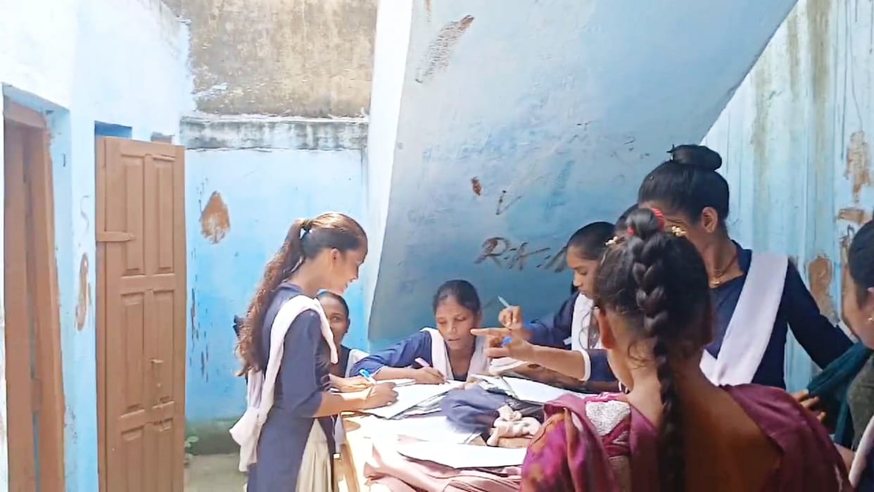 Bihar Politics News CM Nitish Home District Nalanda Education Development Students and Teachers Full Details