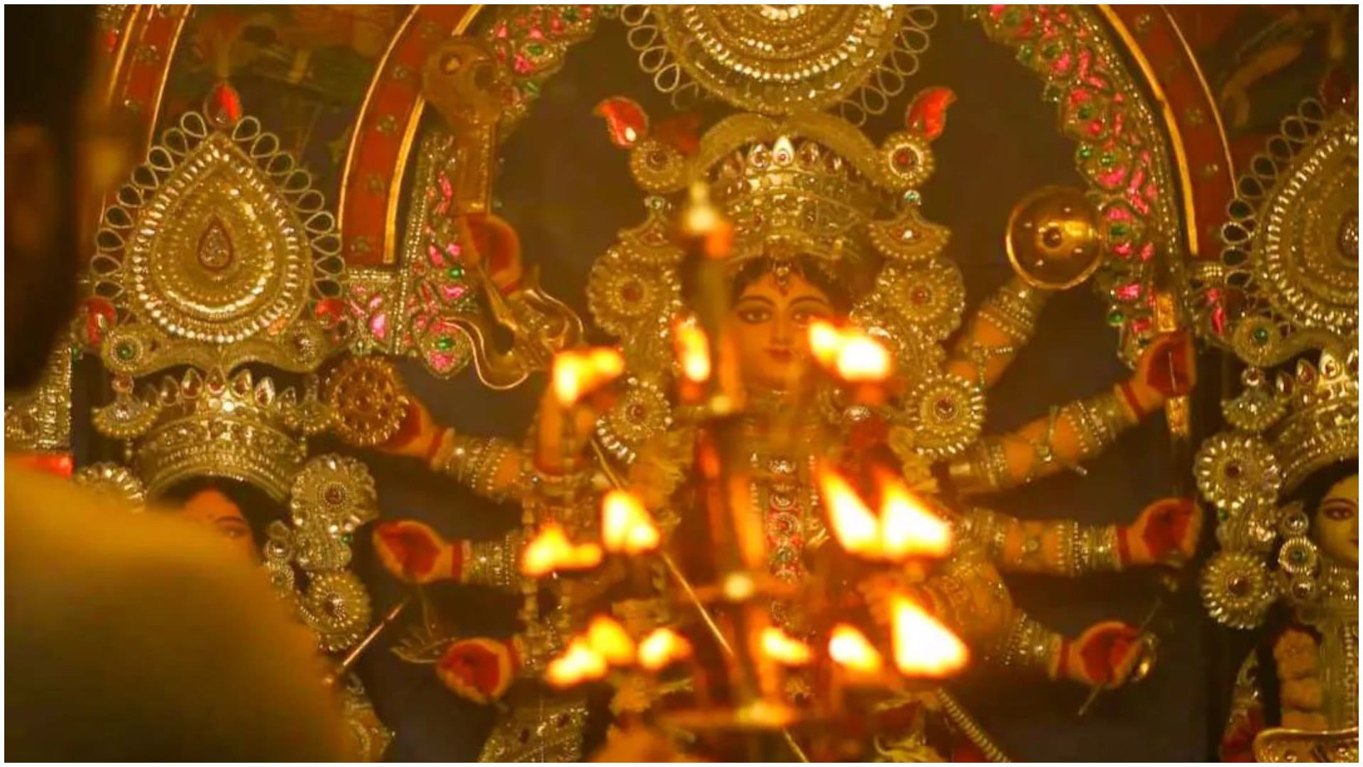 Shardiya Navratri 2024 Date Durga Chalisa Path Niyam to Get Good Luck