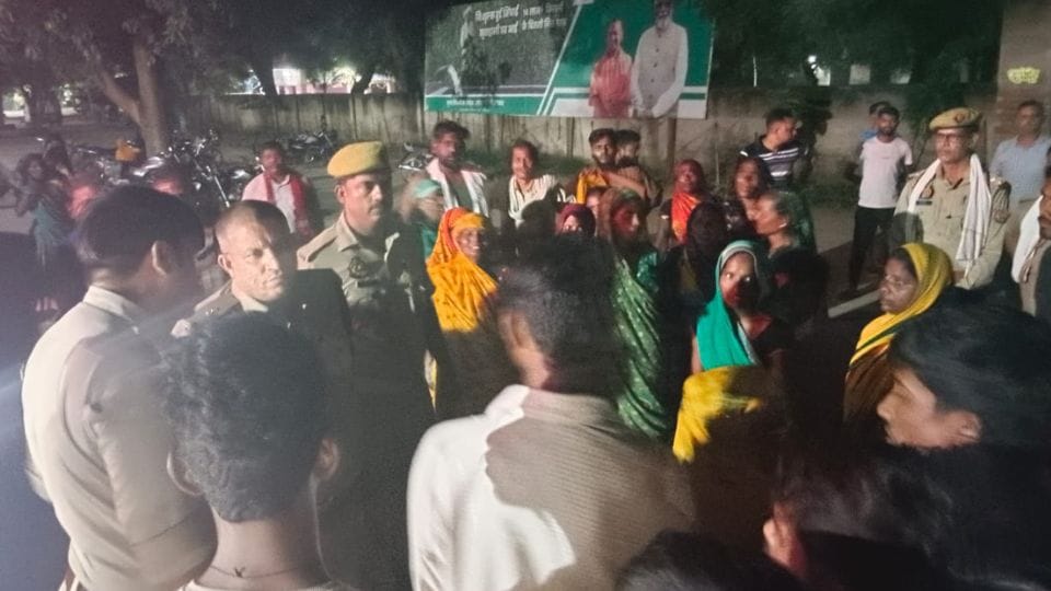 Neighbor murdered child by slitting his throat in Mirzapur