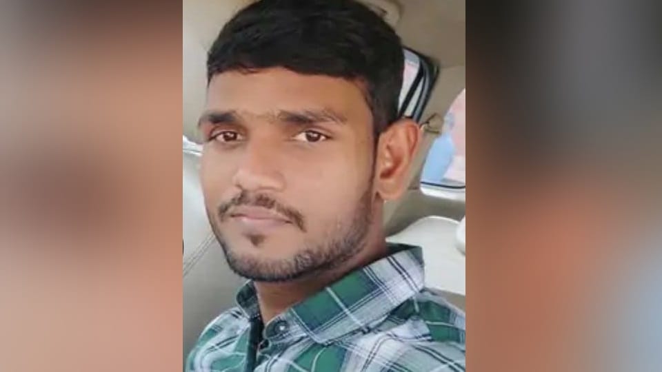 Body of man found hanging in Narayanpur Akeda village of Rewari