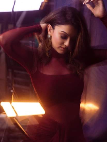 हंसिका मोटवानी