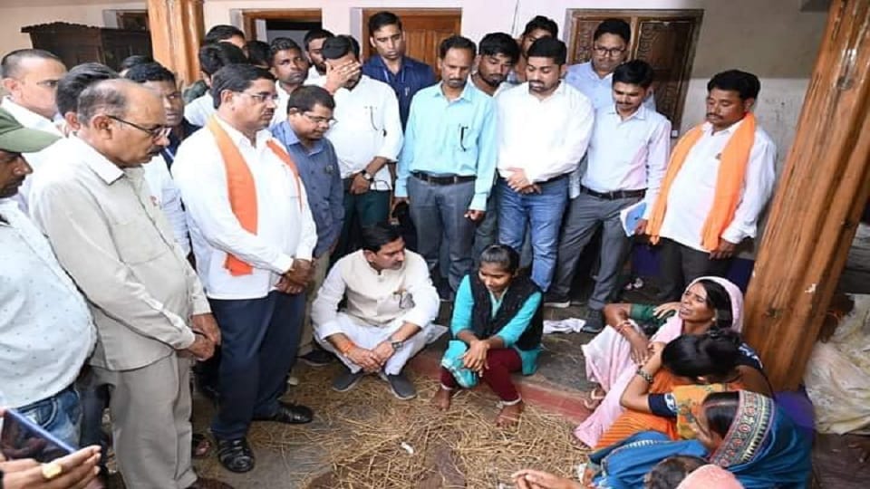 केंद्रीय मंत्री तोखन साहू