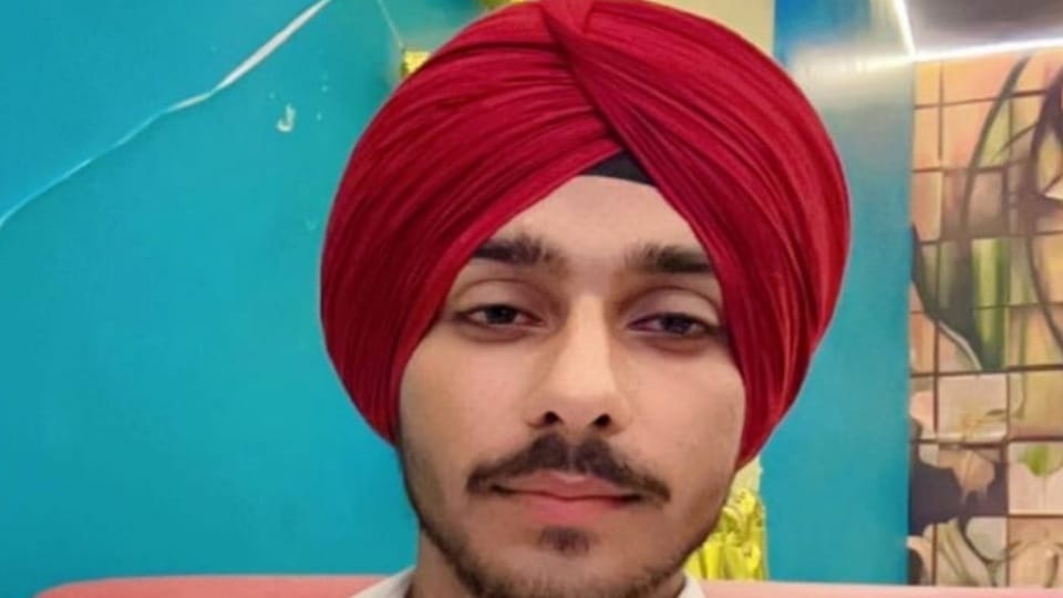 12th class student died in school in Zirakpur at mohali