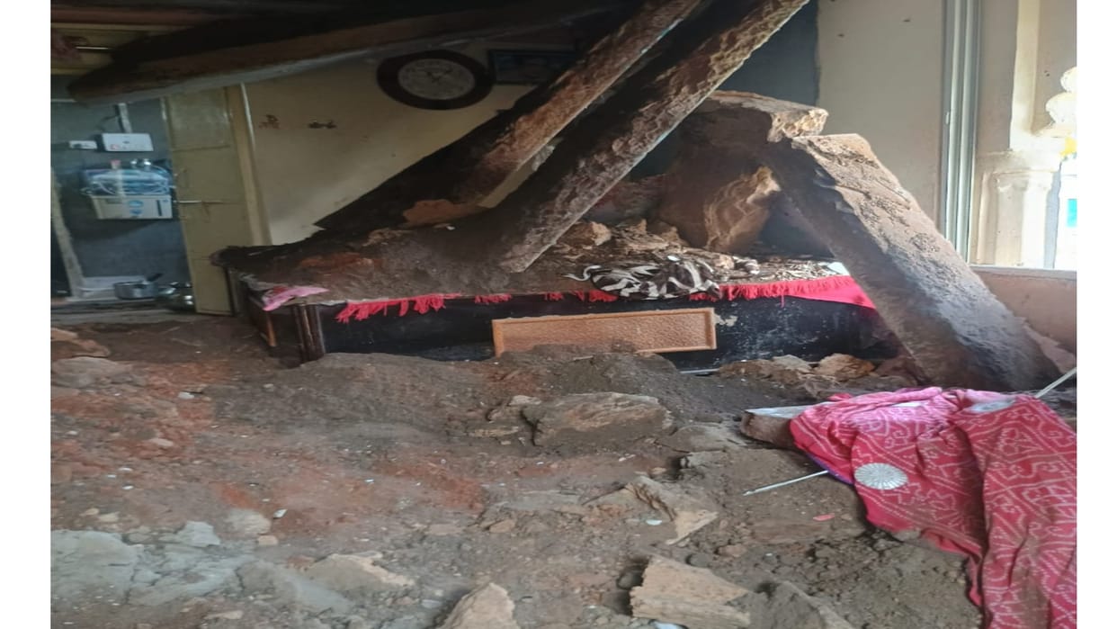 Shivpuri: Lanterns of the roof of the house fell, husband and wife seriously injured