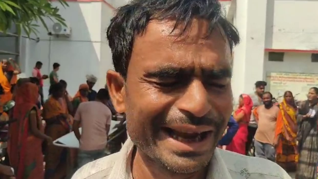 Shravasti: Woman died after delivery, family persons made ruckus.