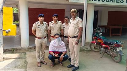 ऑपरेशन आक्रमण: पुलिस टीमों ने दबोचे 9 आरोपी, साइबर अपराध और ब्लाइंड मर्डर की गुत्थी सुलझी Operation Invasion: Police teams caught 9 accused, mystery of cyber crime and blind murder solved