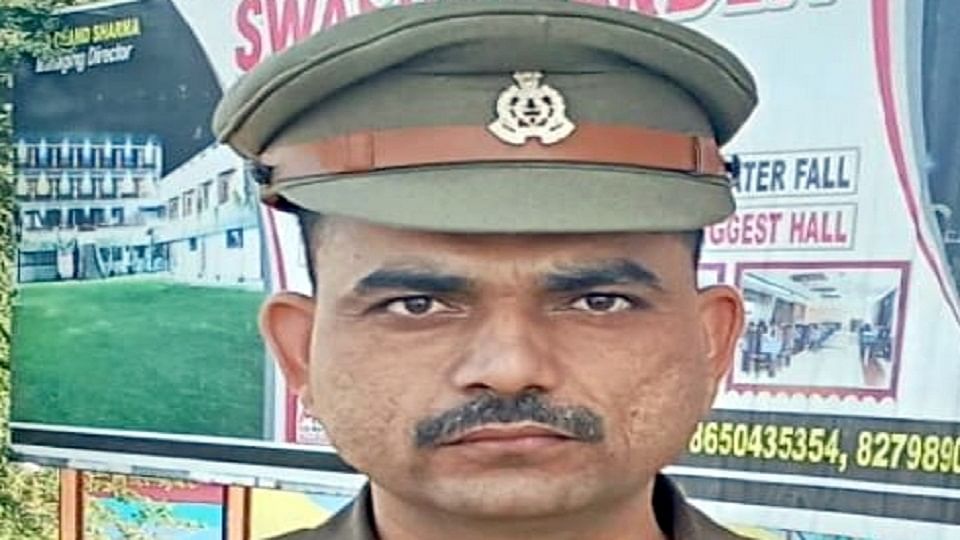 UP News: Abusive police station chief of Bijnor sent in line, was giving protection in case of theft