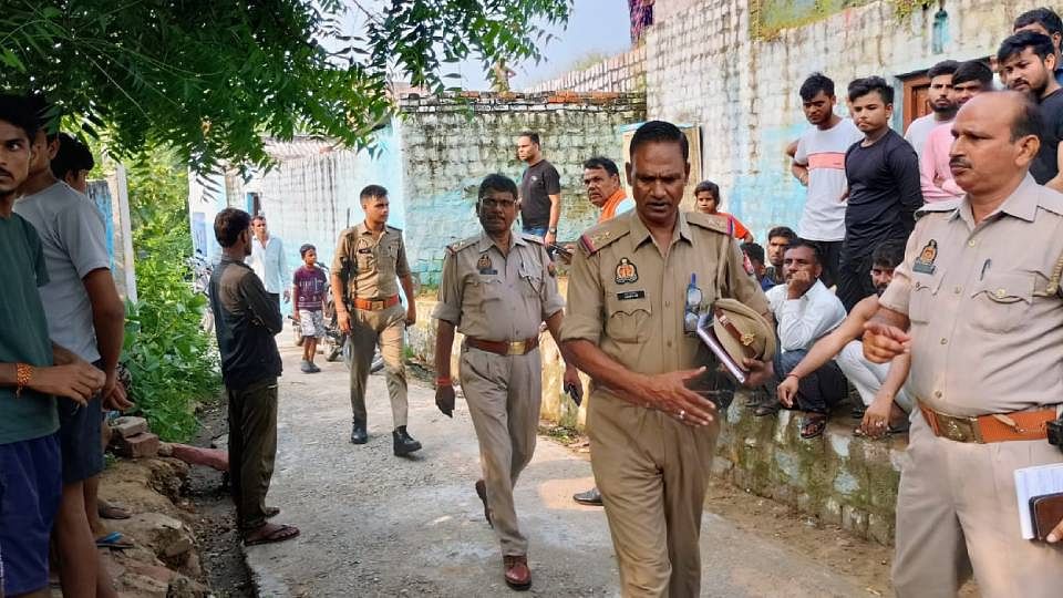 married woman died under suspicious circumstances in Agra Her brother accused her in-laws of murder