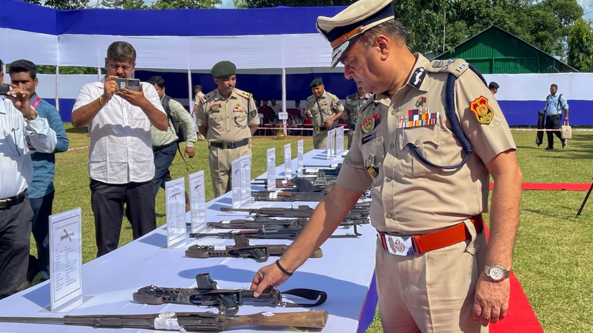 500 militants lay down arms before Tripura CM Manik Saha, news in hindi