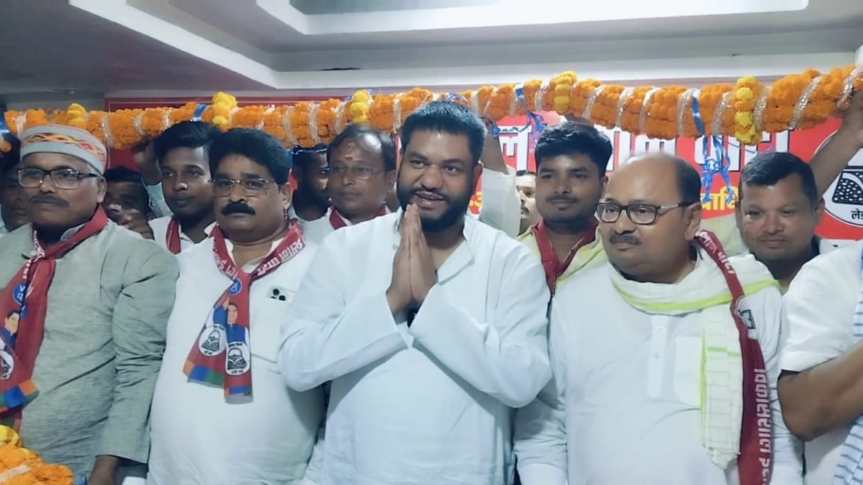 Bihar News: Mukesh Sahni took a dig at Chief Minister Nitish Kumar, Minister Ashok Choudhary wrote a poem
