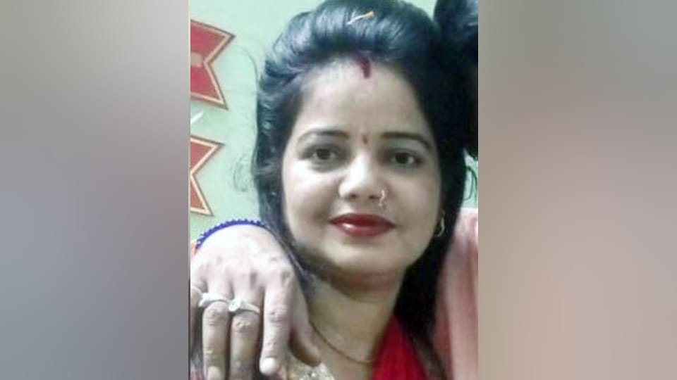 Murder in a moving car in UP car driver is confidante He is misleading police