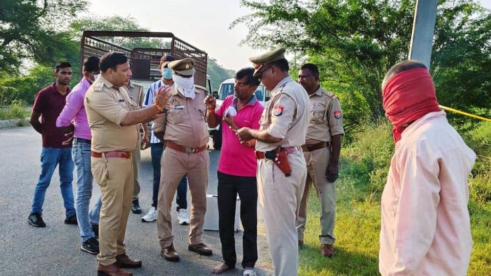 Murder in a moving car in UP Four police teams are searching for two history sheeters in four districts