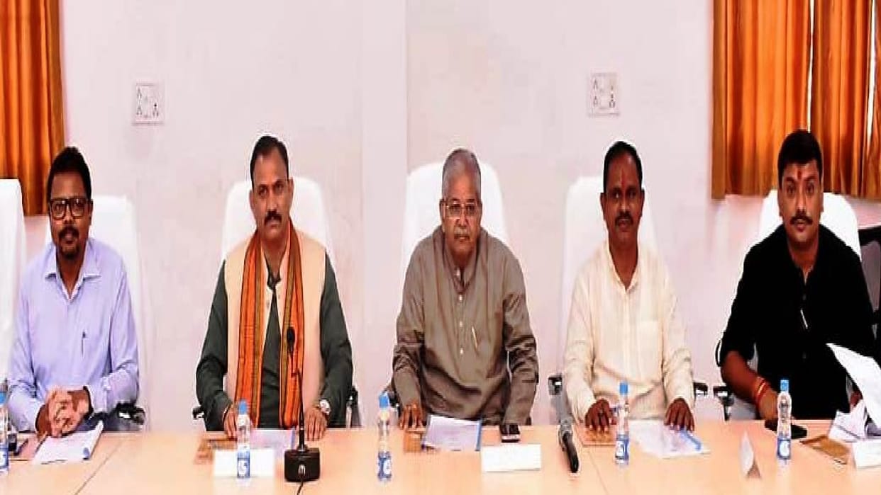 Health Minister Jaiswal took action: SIMS Dean Dr. Sahare and Hospital Superintendent Dr. Nayak suspended