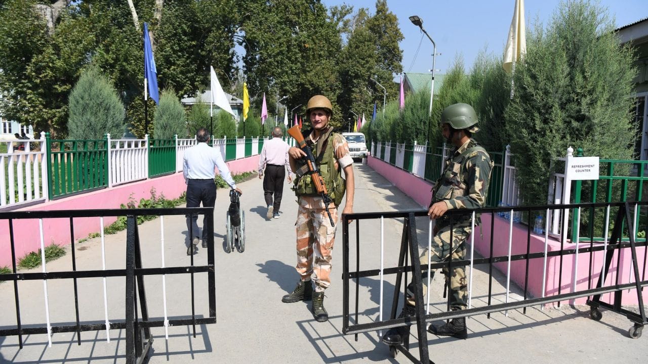 J&K: Preparation for second phase in Srinagar, polling officials shifted EVM amid security, see pictures