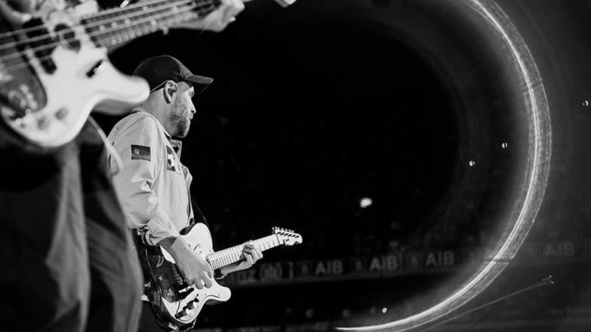 Coldplay Mumbai Concert 2025 Hotels near DY Patil Sports Stadium push tariffs up see details inside