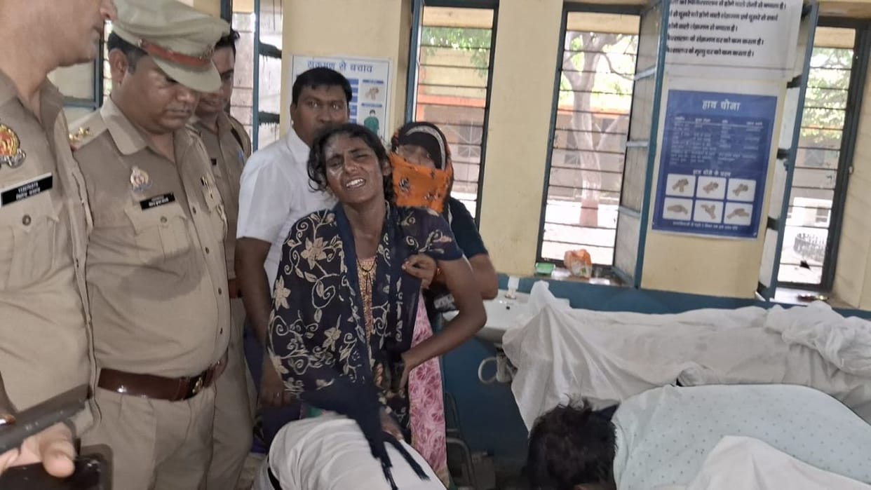 Ghaziabad: Two farmers died due to poisonous gas in the well, the accident created a stir in the village.