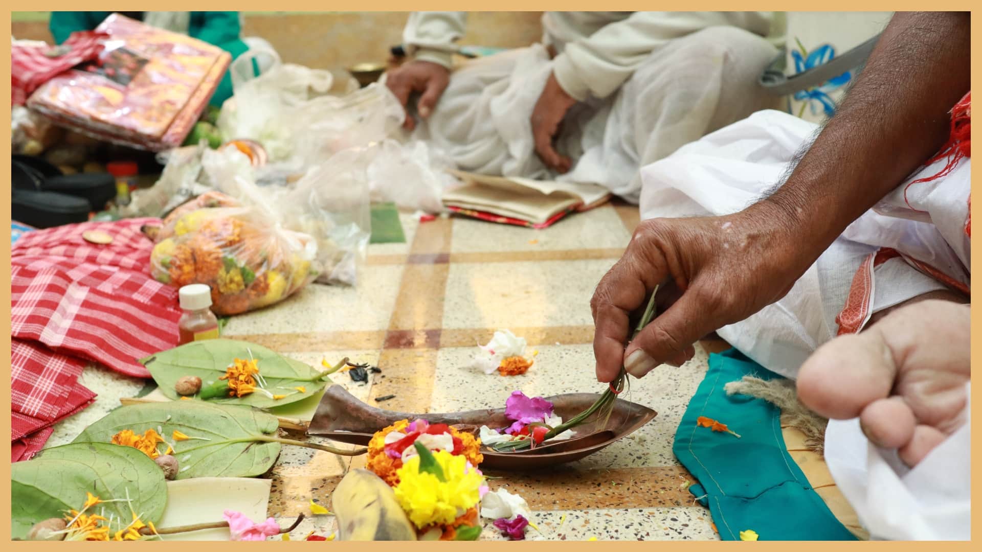 Sarvapitru Amavasya 2026 Know the Date of Pitru Paksha  Shradh Vidhi and Auspicious Kutup-Rohina Muhurat