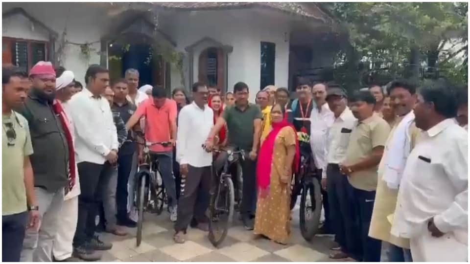 Tirupati Laddu Controversy Barwani Sendhwa MLA Montu Solanki Cycle Yatra to Tirupati Balaji Temple