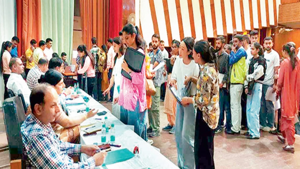 HPU Shimla: Only 338 seats filled in two days in spot counseling for B.Ed, 1,300 still vacant