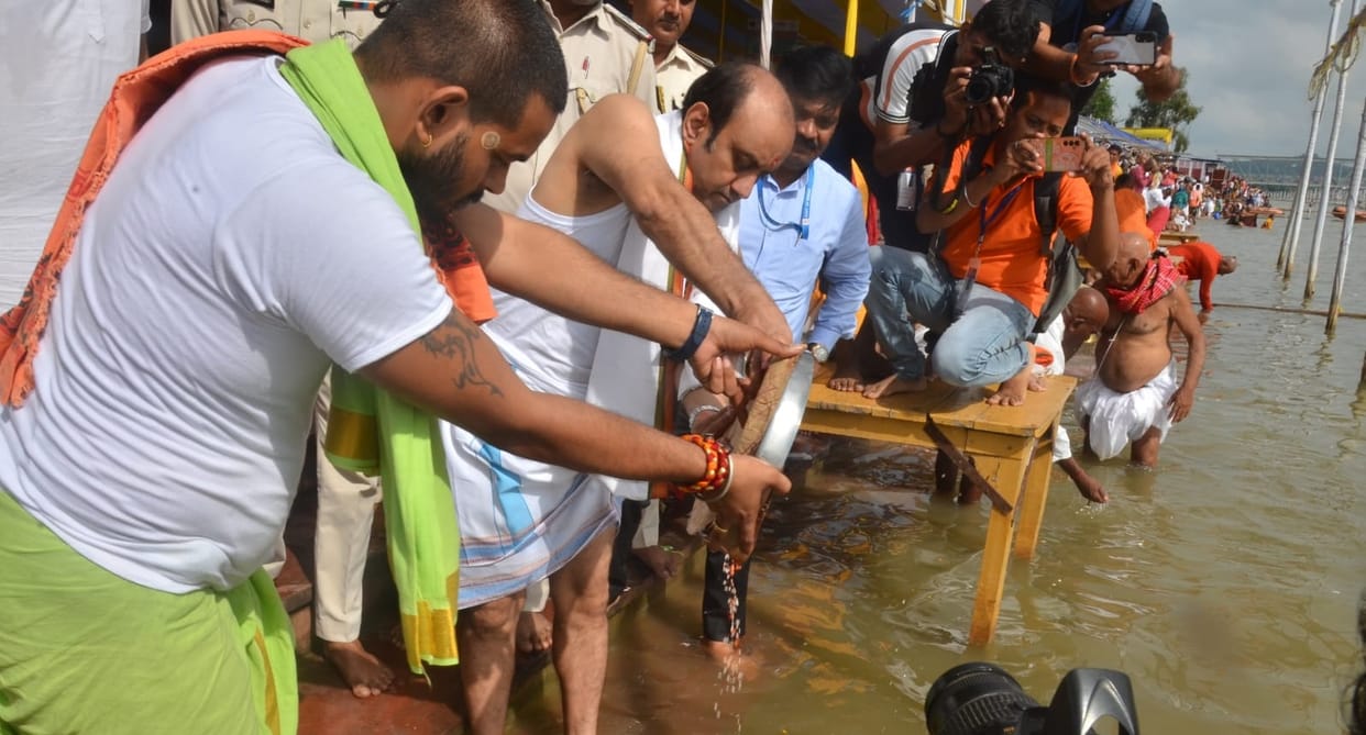 Pitru Paksha Fair: Rajya Sabha MP Sudhanshu Trivedi reached Gaya, performed Pind Daan of ancestors
