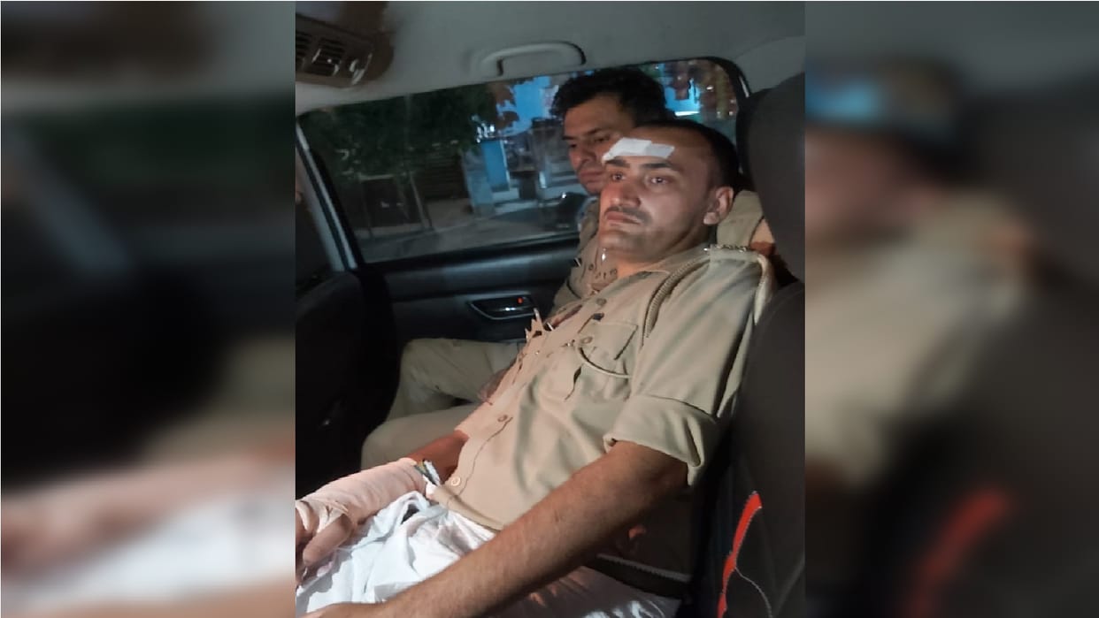 Three people including a policeman injured in leopard attack in Bijnor