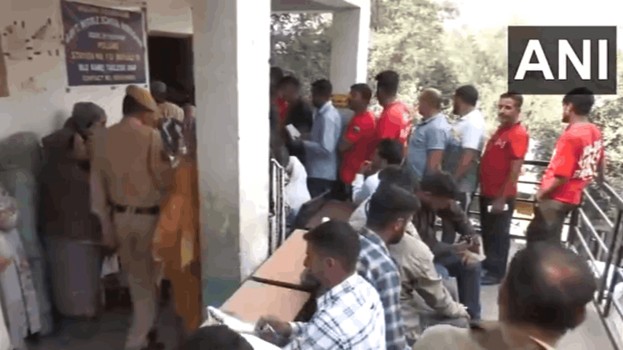 Jammu and Kashmir Assembly Election Phase 2 Voting Live Omar Abdullah Ravindra Raina Bjp Congress NC Pdp
