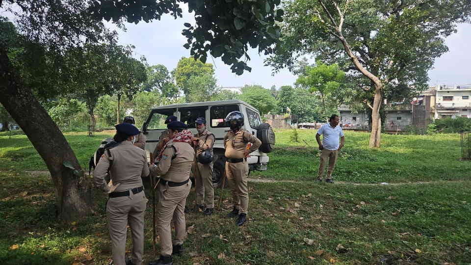 Dehradun Police exhumed Woman dead body from grave now secret of death will be revealed
