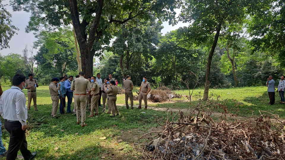 Dehradun Police exhumed Woman dead body from grave now secret of death will be revealed